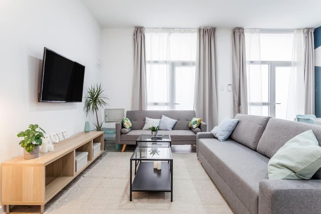 Apartamento Nuevo Cerca De La Playa Y Del Centro Valência Exterior foto
