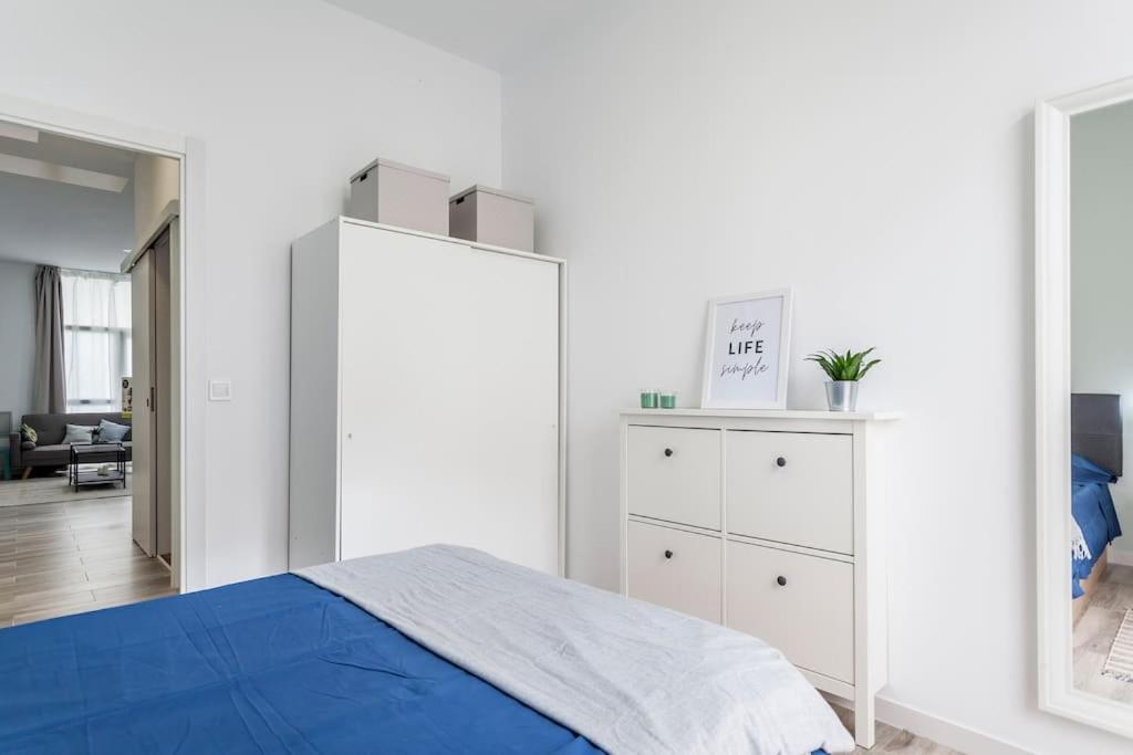 Apartamento Nuevo Cerca De La Playa Y Del Centro Valência Exterior foto