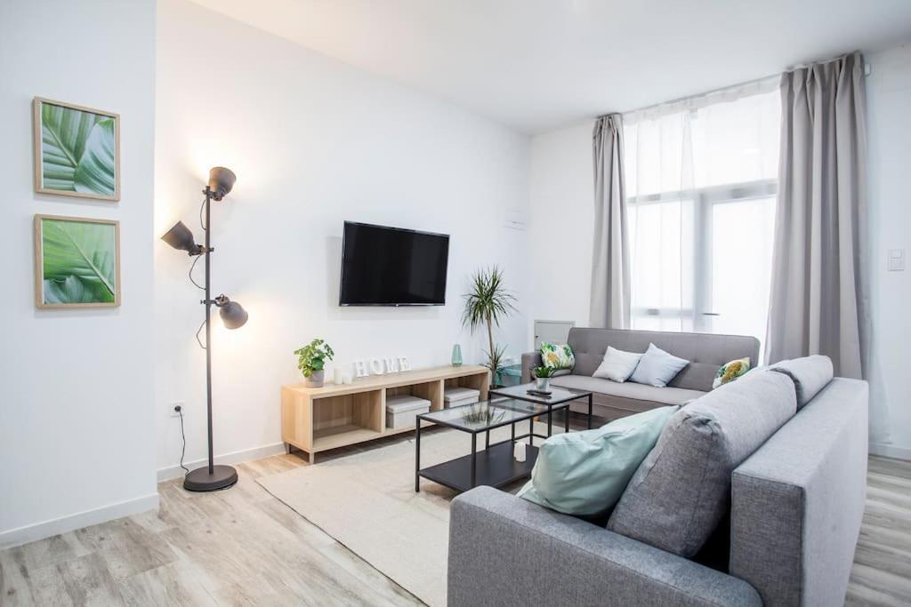 Apartamento Nuevo Cerca De La Playa Y Del Centro Valência Exterior foto